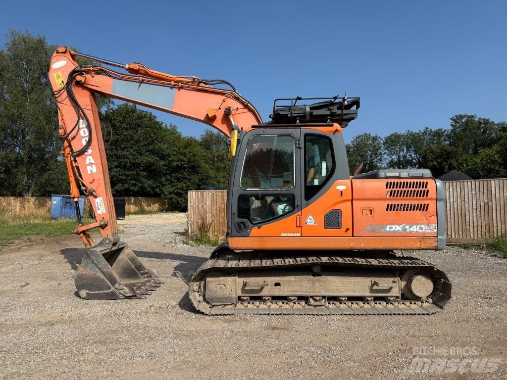 Doosan DX 140 LC-3 Excavadoras de cadenas