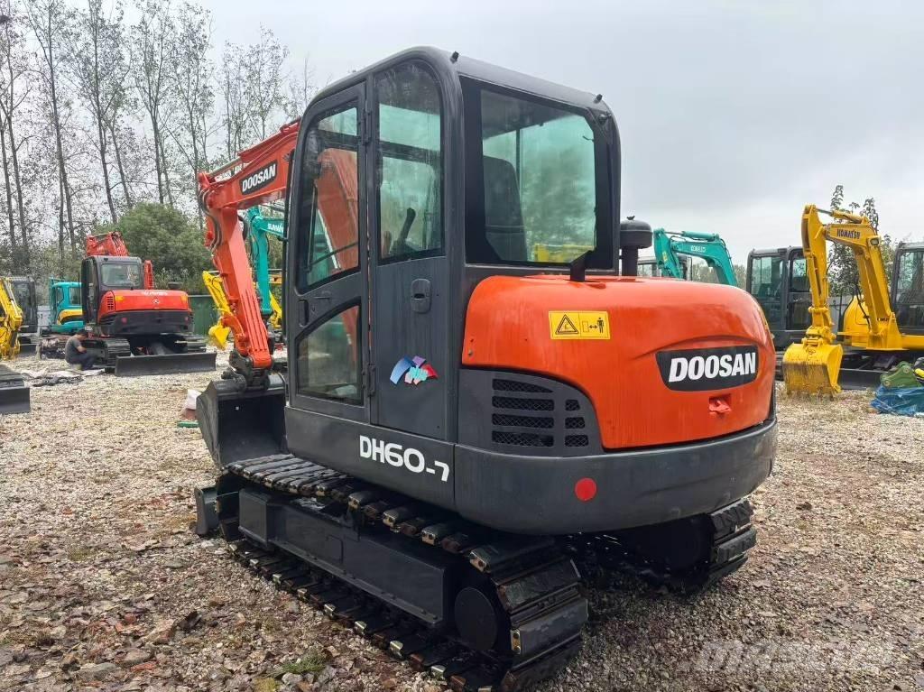 Doosan DH60-7 Mini excavadoras < 7t