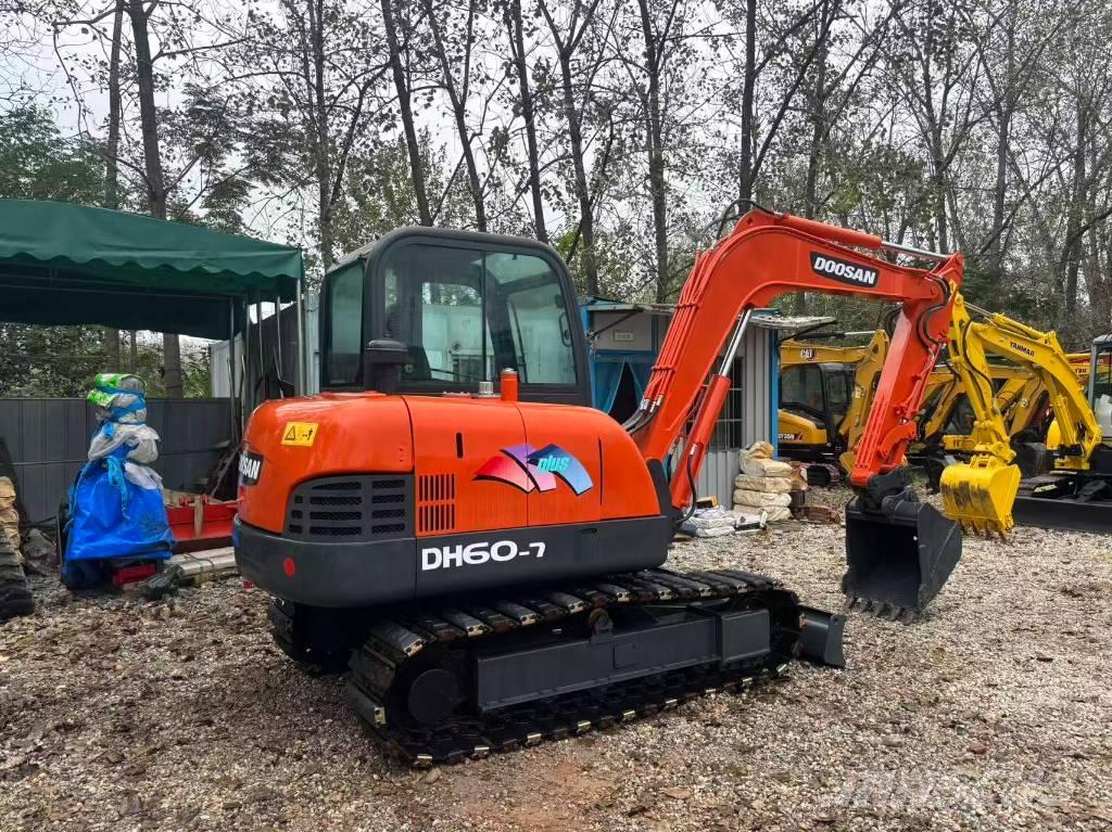 Doosan DH60-7 Mini excavadoras < 7t