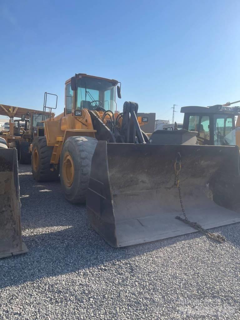 Volvo L 180 E Cargadoras sobre ruedas
