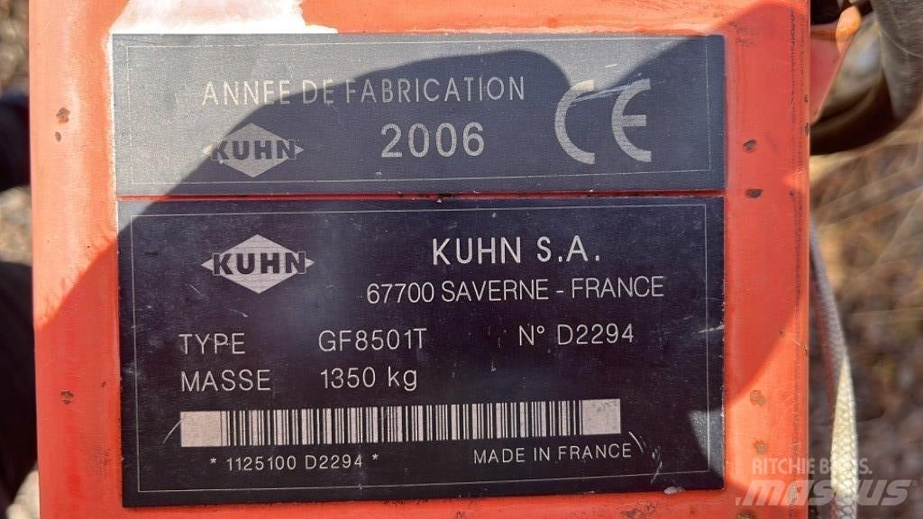 Kuhn GF 8501 T Rastrillos y henificadores