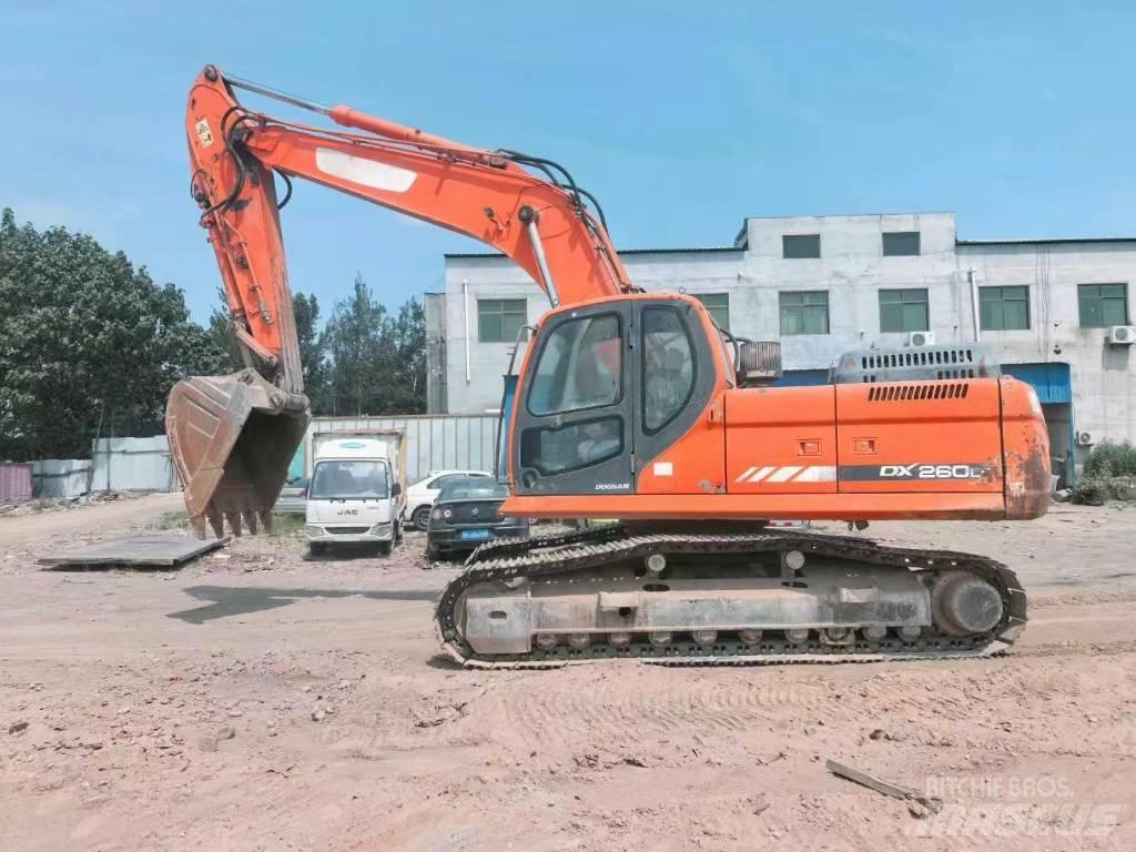 Doosan DX 260 Excavadoras de cadenas