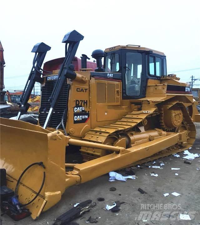 CAT D7H Buldozer sobre oruga