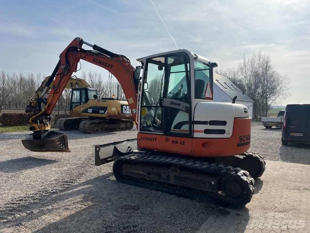 Schaeff HR 32 Excavadoras 7t - 12t