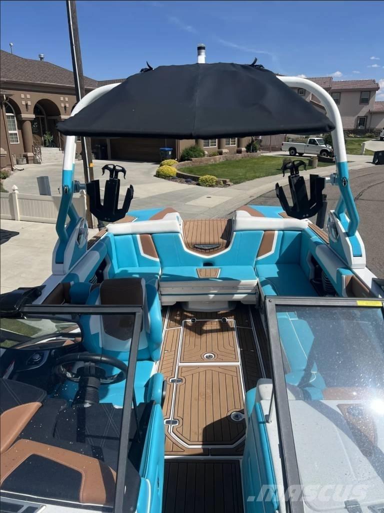 Nautique G23 Barcos / barcazas de carga