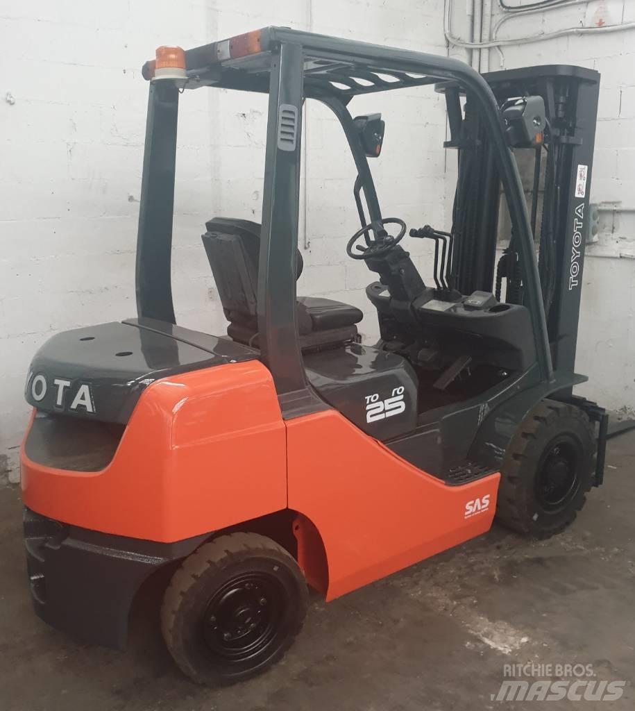 Toyota 52-8 FD 25 Carretillas diesel