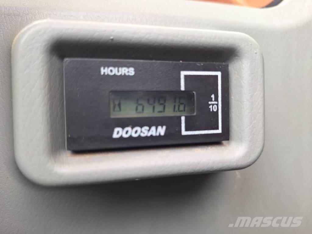 Doosan DX140LCR-5 Excavadoras de cadenas