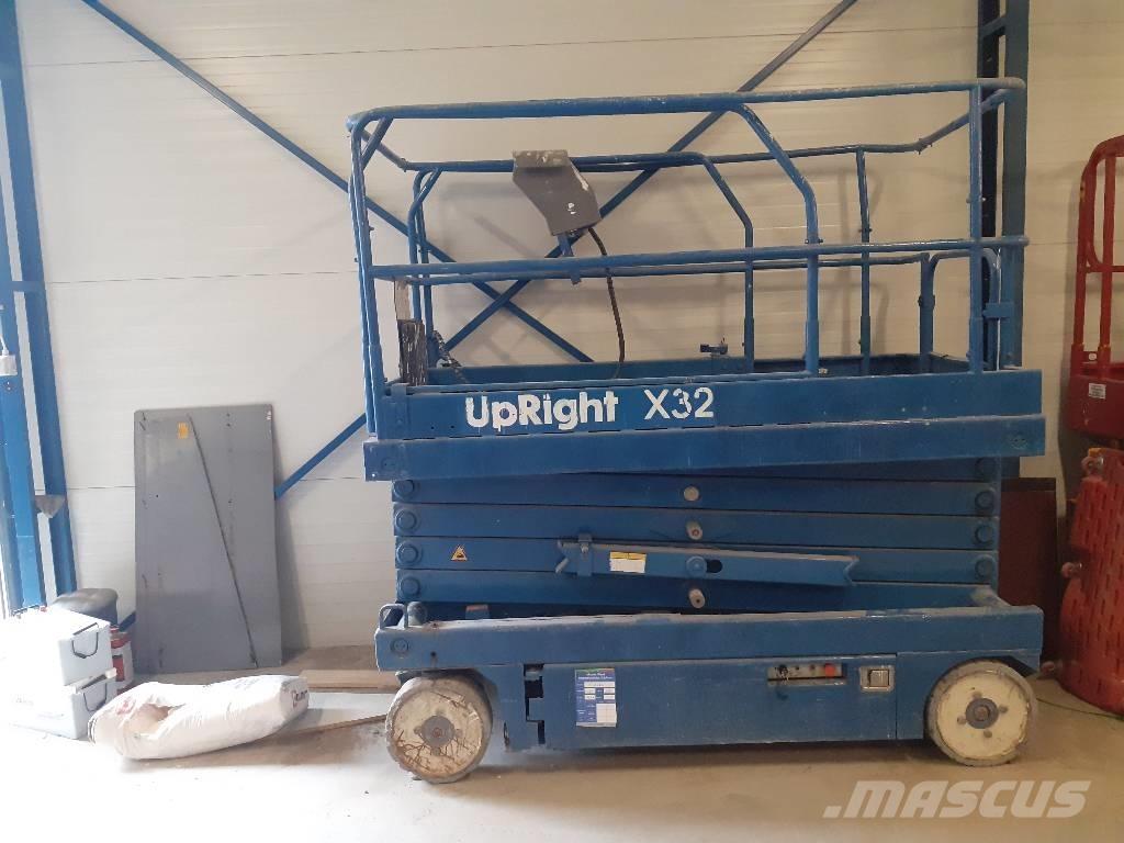 UpRight X 32 Plataformas tijera