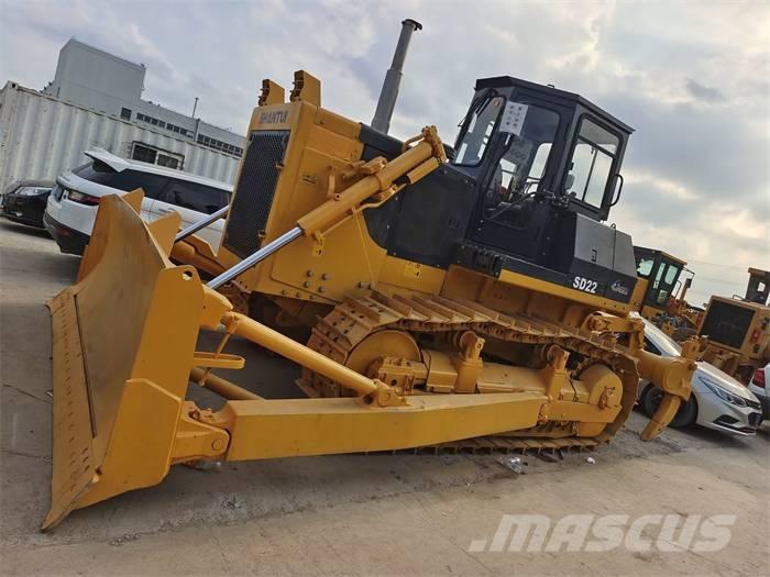 Shantui SD 22 Buldozer sobre oruga