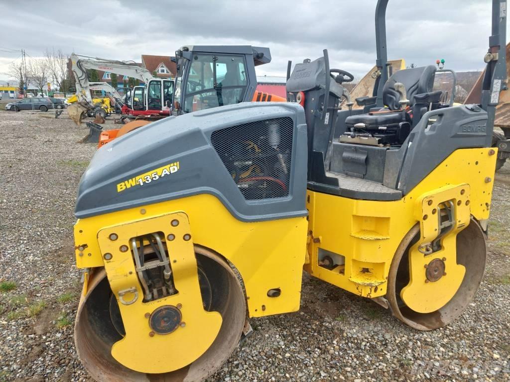 Bomag BW 135 AD-5 Rodillos de doble tambor