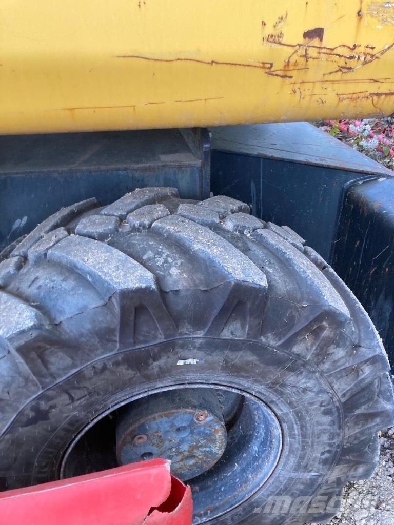 Komatsu PW 140-7 Excavadoras de ruedas