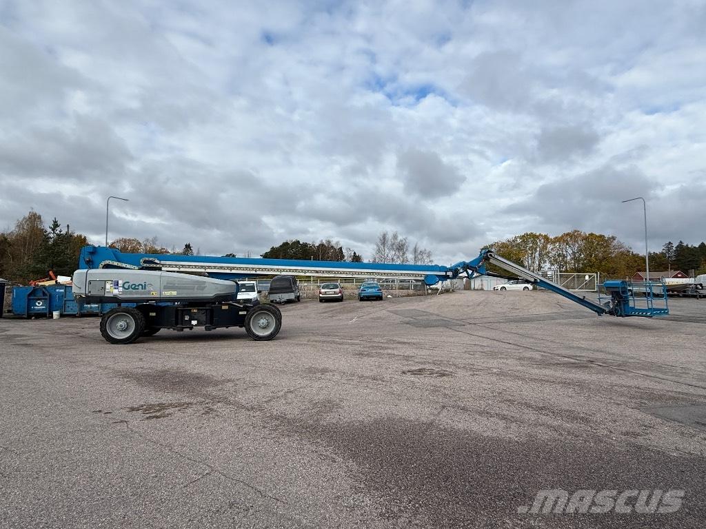 Genie SX 135 XC Plataforma de trabajo articulada