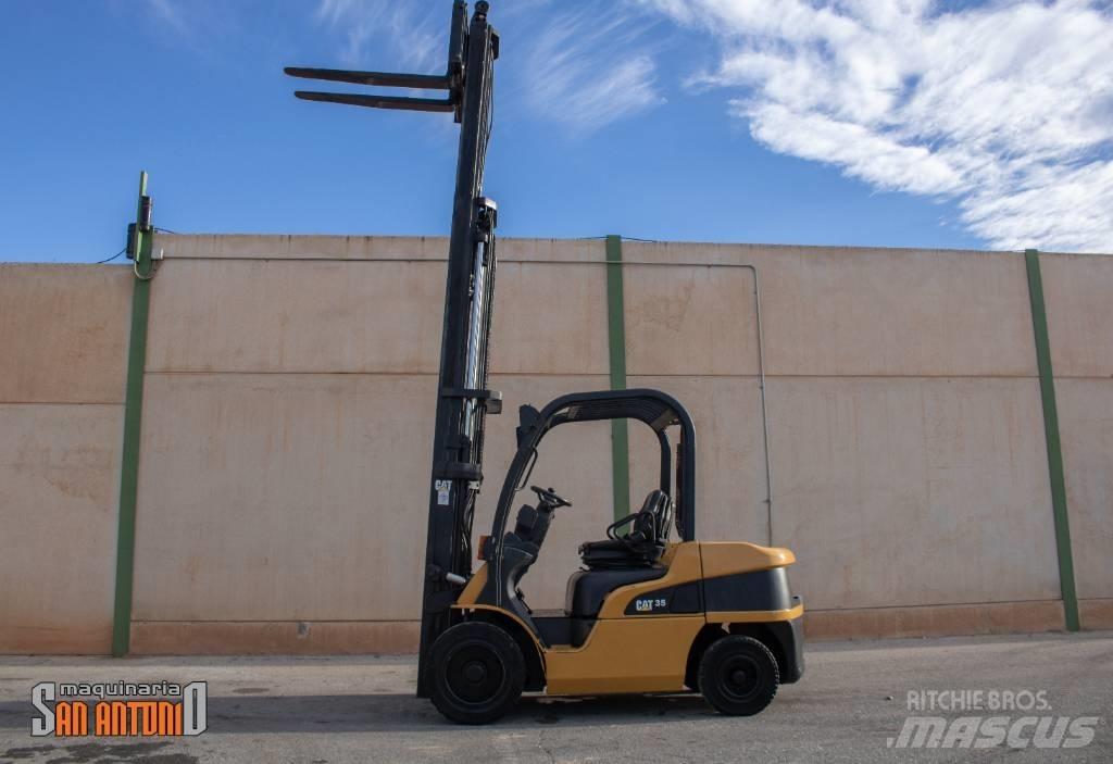 CAT DP 35 N Carretillas diesel