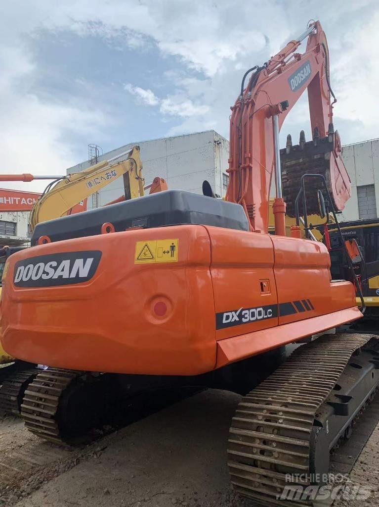 Doosan dx300 Excavadoras de cadenas