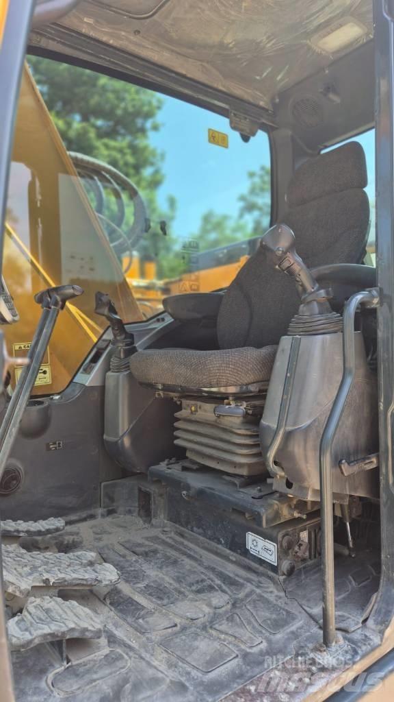 Hyundai HX 145 LCR Excavadoras de cadenas