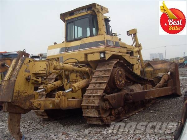 CAT D 9 R Buldozer sobre oruga