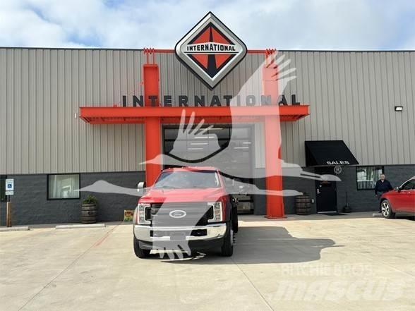 Ford F550 SD Camiones plataforma
