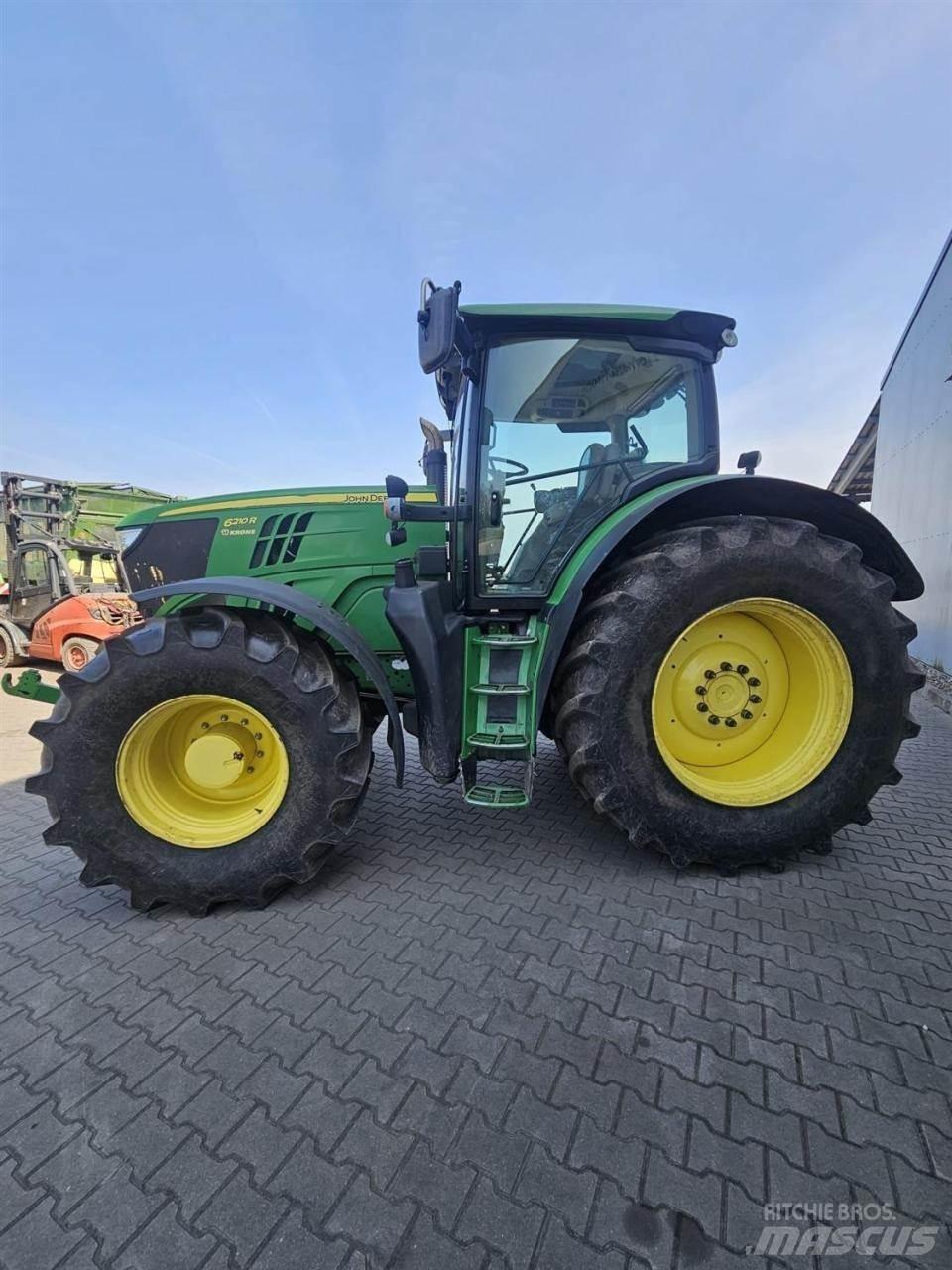 John Deere 6210R Tractores