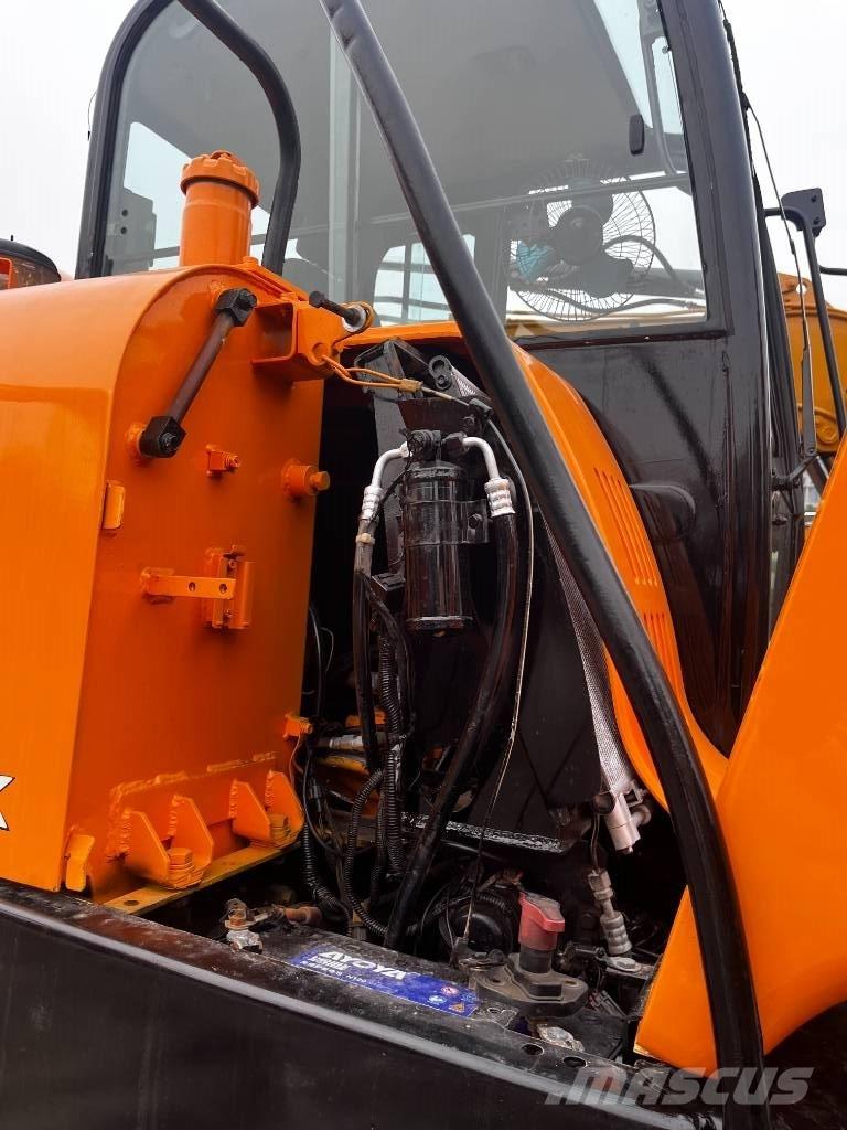 Hyundai Robex 60 W-9 Excavadoras de ruedas