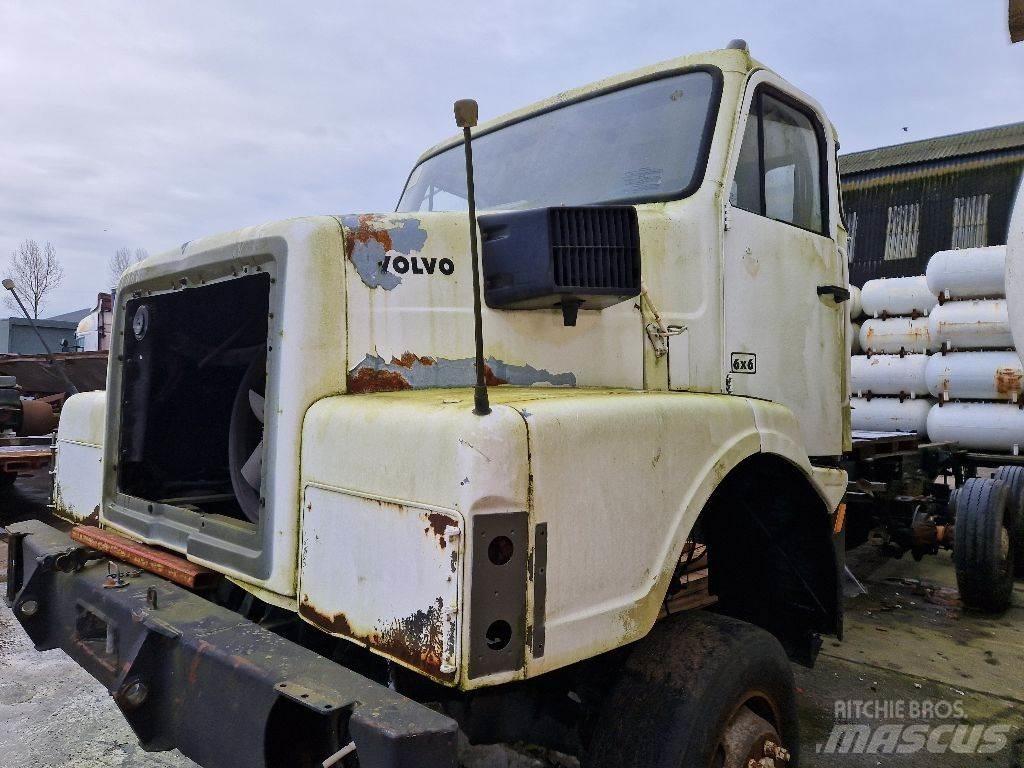Volvo N10 6x6 Camiones chasis