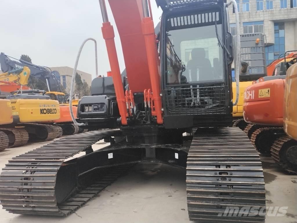 Hitachi ZX 200 Excavadoras de cadenas