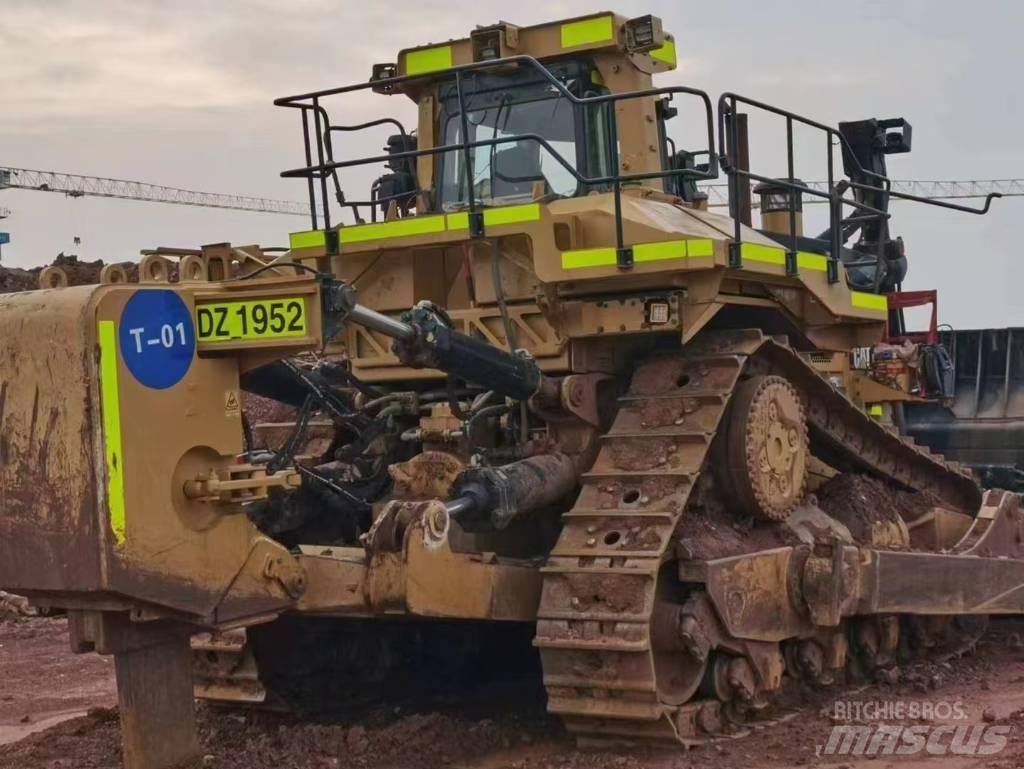 CAT D 11 R Buldozer sobre oruga