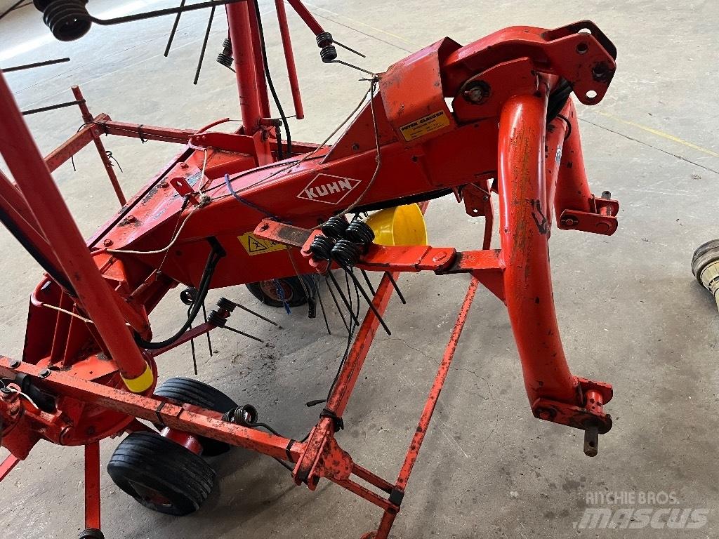 Kuhn 8501 MH Rastrillos y henificadores