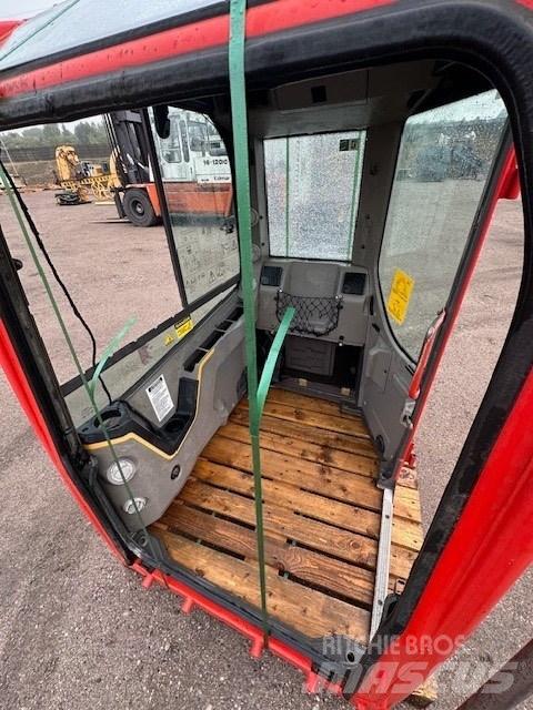 Volvo ECR 88 D CAB Cabinas e interior