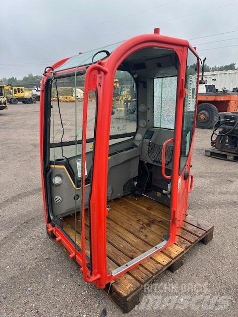 Volvo ECR 88 D CAB Cabinas e interior