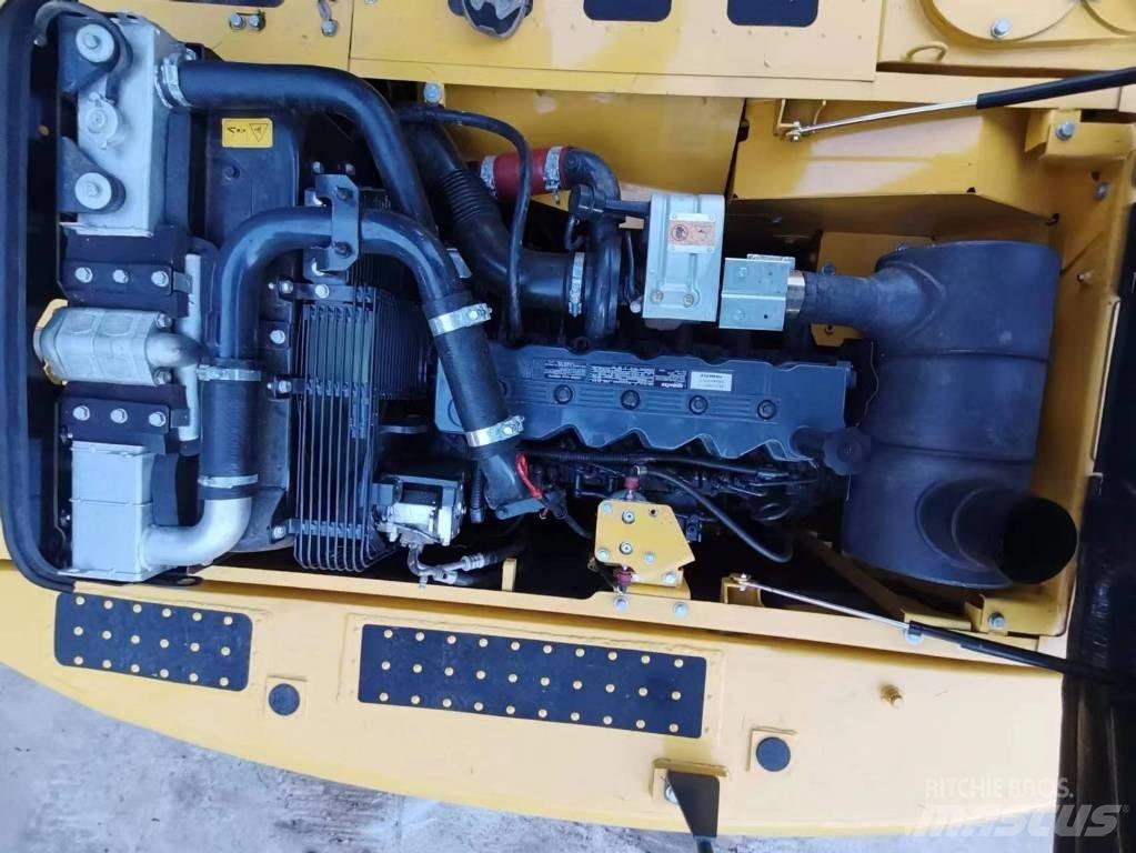 Komatsu PC 210 LC-8 Excavadoras de cadenas