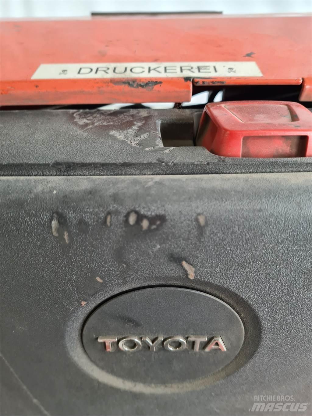 Toyota LWE 250 Transpaletas Electricas