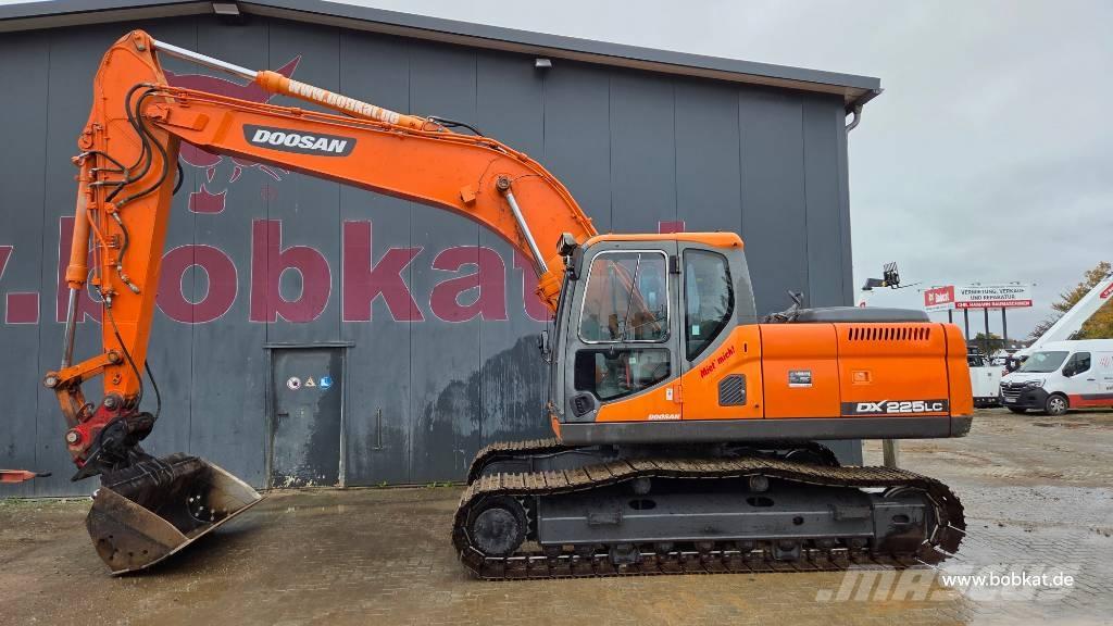 Doosan DX 225 LC Excavadoras de cadenas