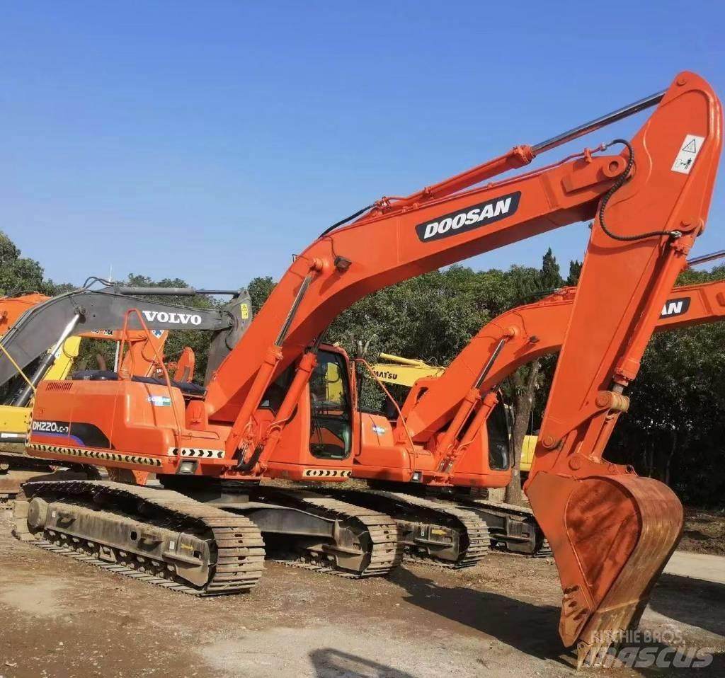 Doosan DH 220 Excavadoras de cadenas