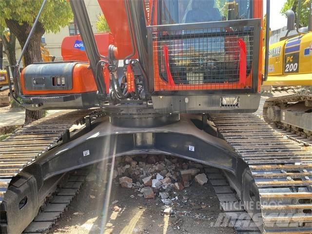 Doosan DX 225 LC Excavadoras de cadenas