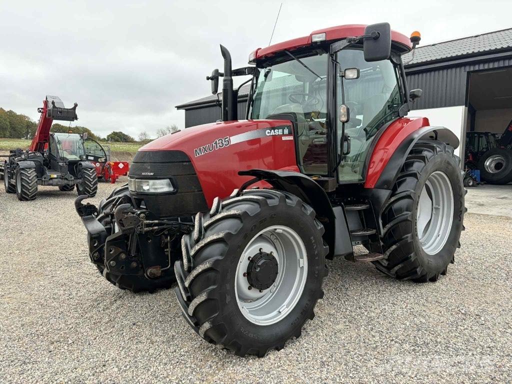 Case IH MXU 135 Tractores
