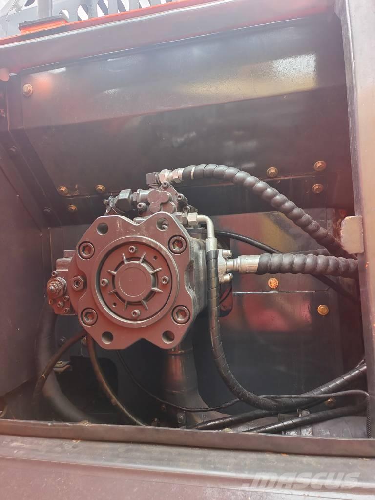 Doosan DX 300 LC Excavadoras de cadenas