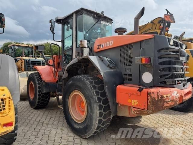 Hitachi ZW 180 Cargadoras sobre ruedas