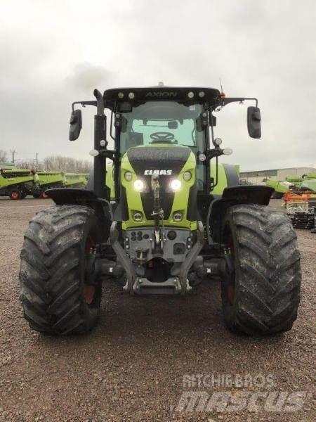 CLAAS AXION 810 Tractores