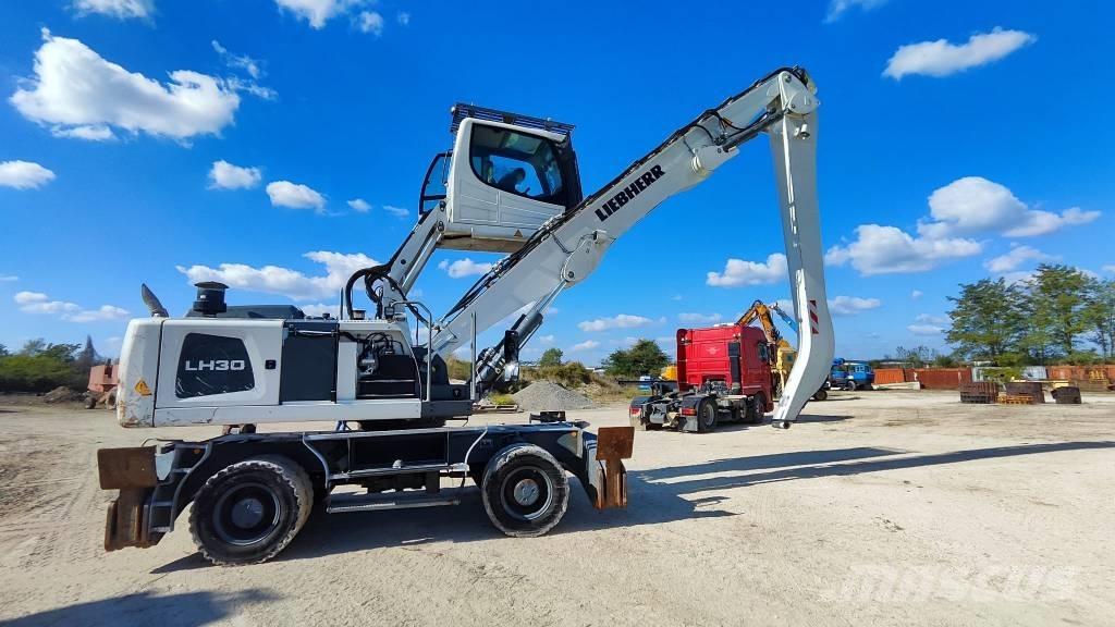 Liebherr LH 30 M Excavadoras de manutención