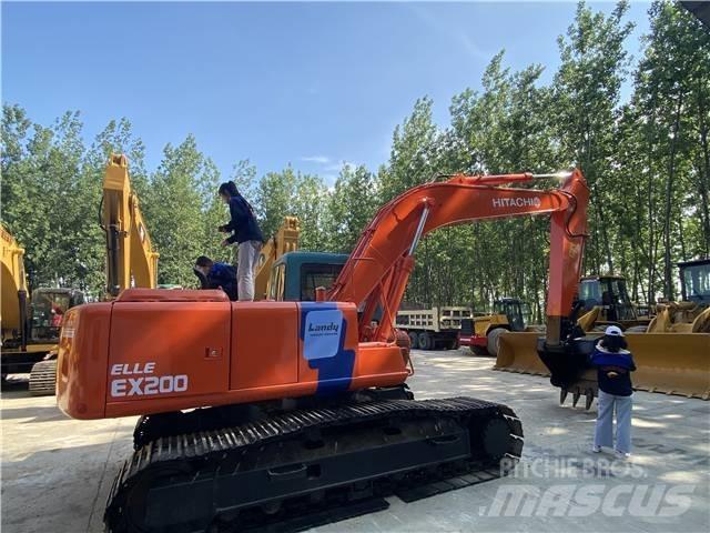 Hitachi EX 200 Excavadoras de cadenas
