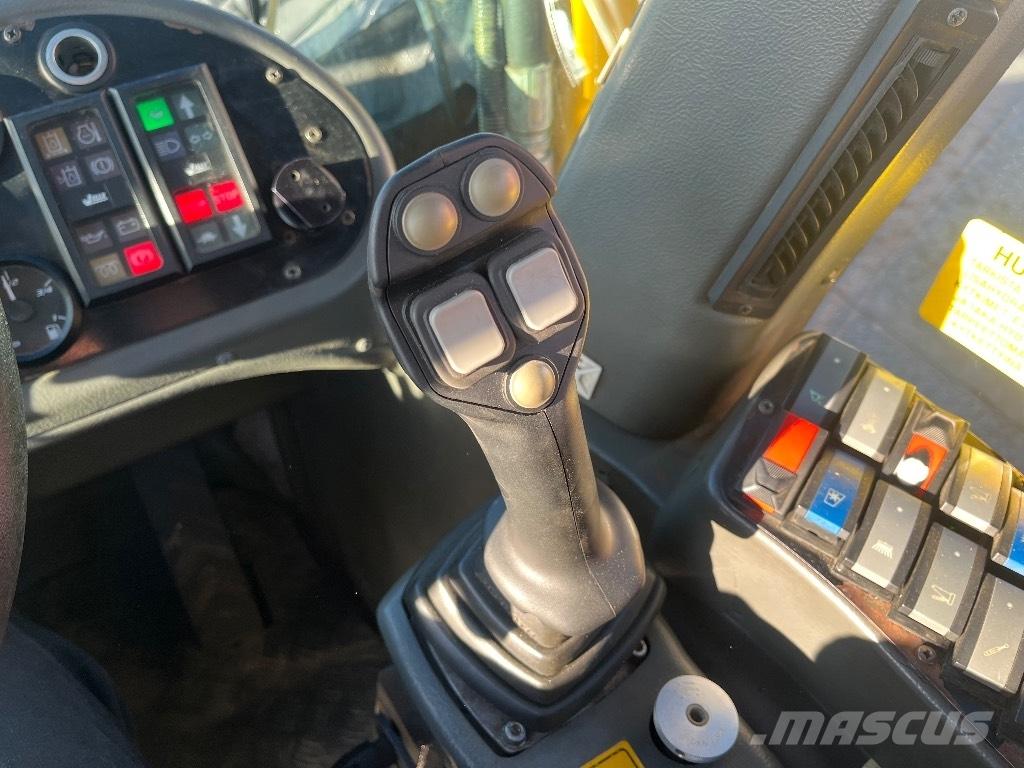 Wille 655 / MYYTY, sold Tractores compactos