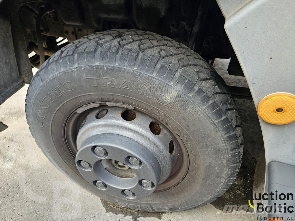 Iveco 75E14 Grúas de vehículo