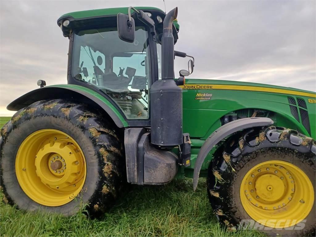 John Deere 8335R Tractores