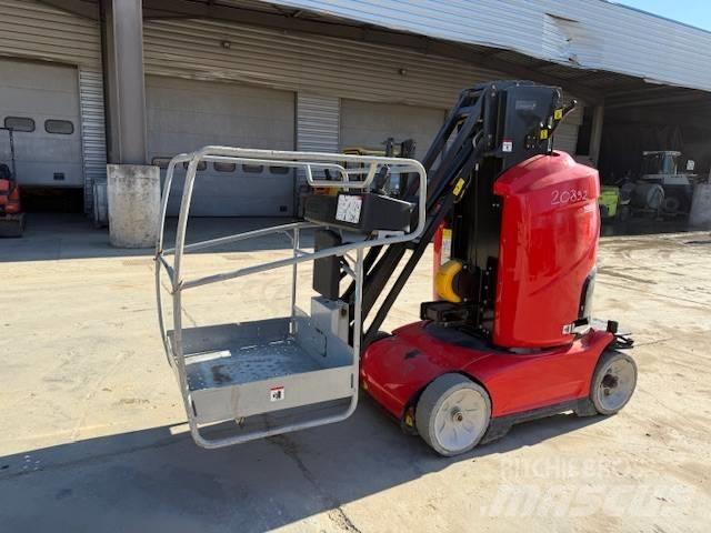 Manitou 100 VJR Ascensores de personal y montacargas de acceso
