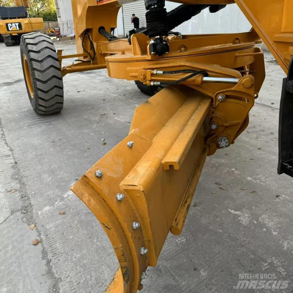 CAT 140 H Motoniveladoras