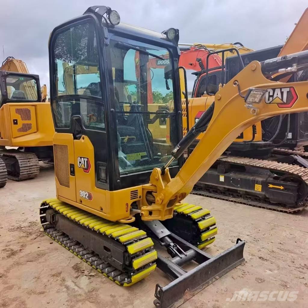 CAT 302 CR Mini excavadoras < 7t