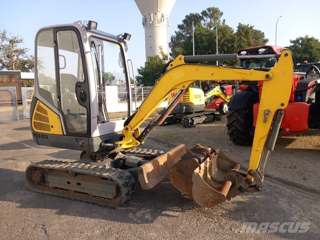 Neuson ET24 Excavadoras de cadenas