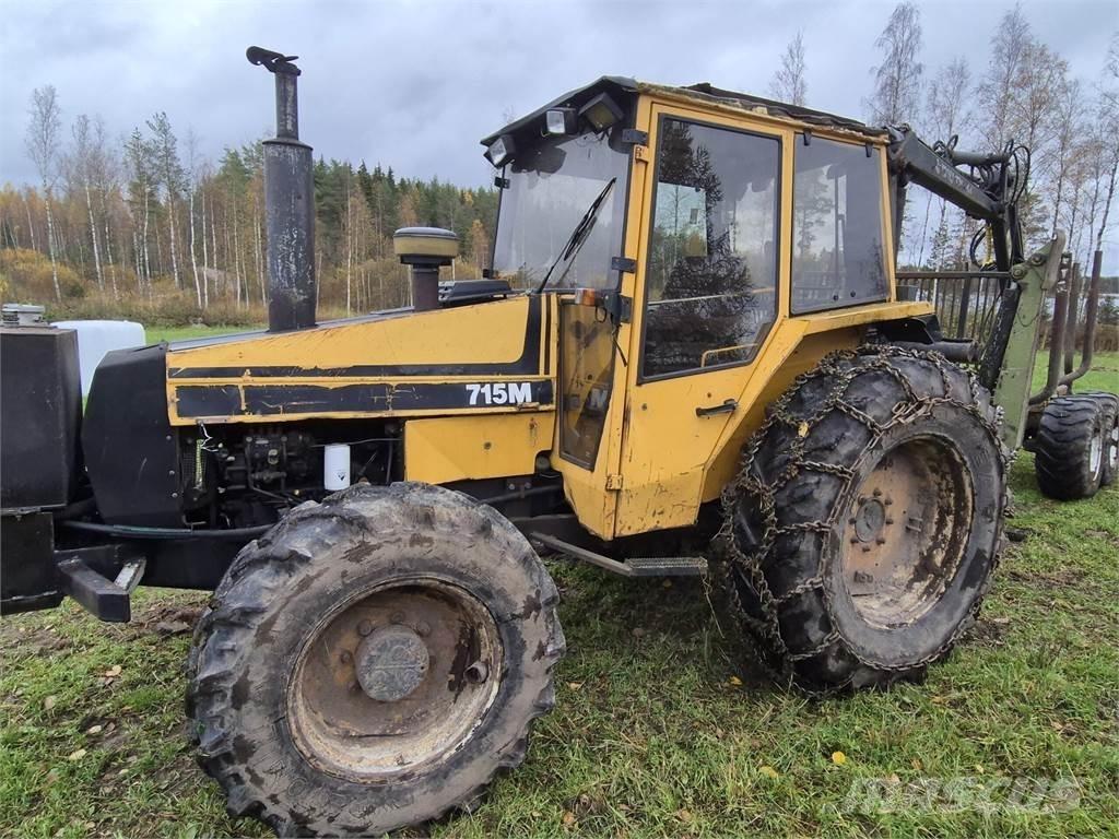 Valtra 715M Tractores