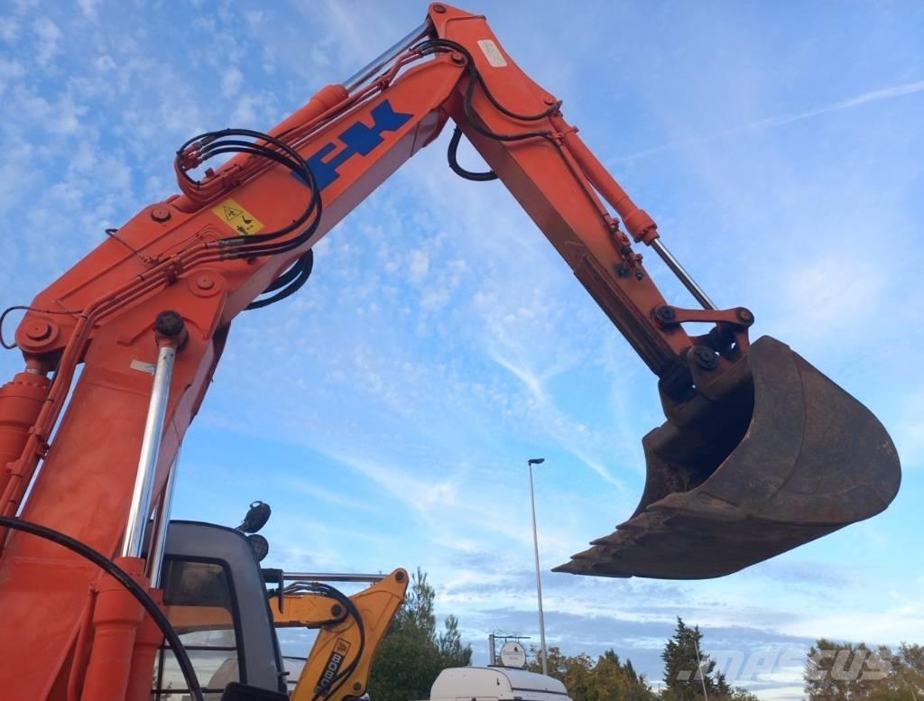 Fiat-Kobelco EX135 Excavadoras de cadenas