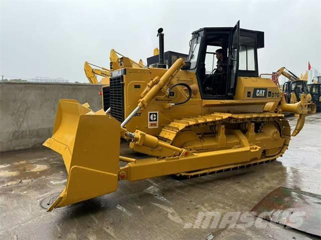 CAT D 7 G Buldozer sobre oruga